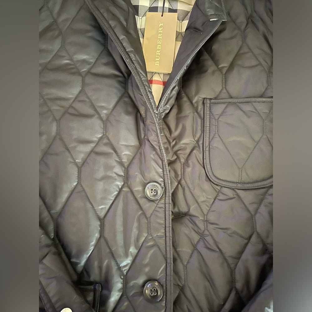 Burberry Puffer Coat - Picture 5 of 6